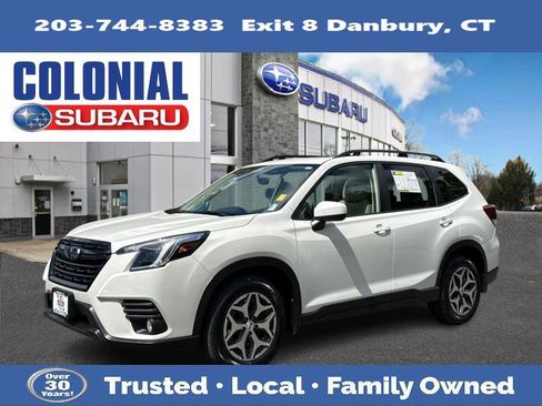 Certified 2023 Subaru Forester Premium AWD/4WD image 1