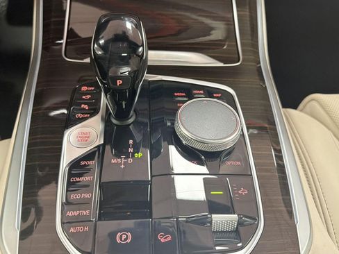 Used 2020 BMW X5 xDrive40i w/ Executive Package image 16