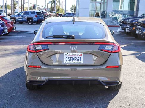 Used 2025 Honda Civic Sport image 8