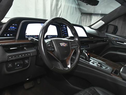 Used 2022 Cadillac Escalade Premium Luxury Platinum AWD/4WD image 19