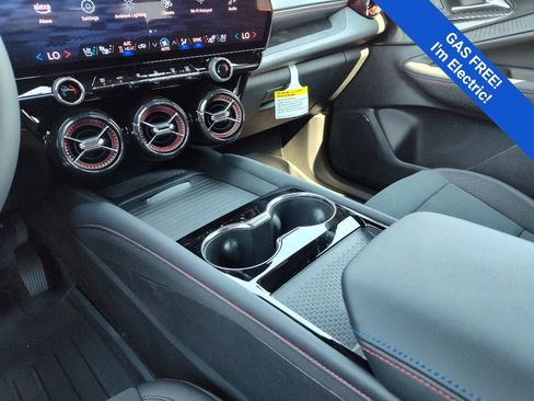 New 2025 Chevrolet Blazer EV RS RWD image 13