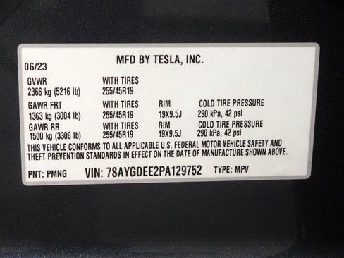 Used 2023 Tesla Model Y Long Range AWD/4WD image 64