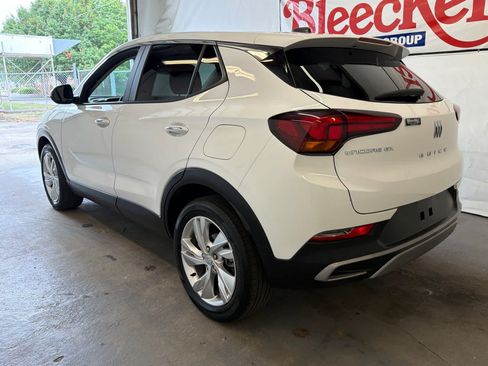 Used 2024 Buick Encore GX Preferred FWD image 8