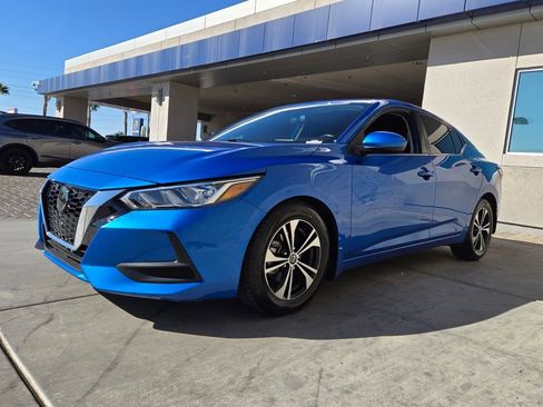 Used 2021 Nissan Sentra SV image 2