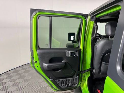 Used 2018 Jeep Wrangler Unlimited Sport S image 36