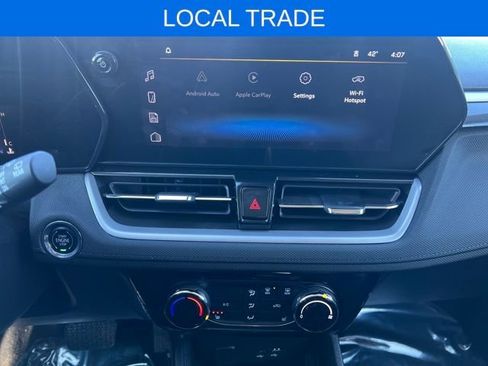 Used 2024 Chevrolet TrailBlazer LT w/ LT Cold Weather Package image 21