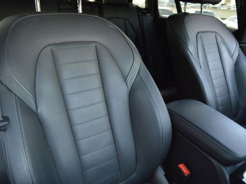 Used 2023 BMW X4 M40i w/ Premium Package image 36