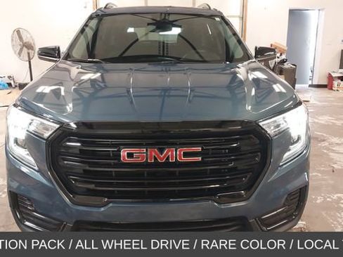 Used 2024 GMC Terrain SLE w/ Driver Convenience Package AWD/4WD image 44