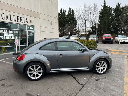 Used 2013 Volkswagen Beetle 2.5 image 8