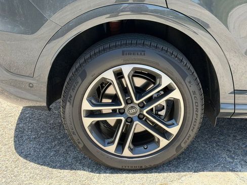 New 2025 Audi Q5 Premium AWD/4WD image 6