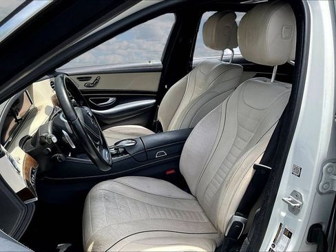 Used 2016 Mercedes-Benz S 550 Sedan image 18