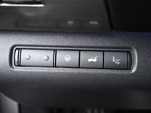 Used 2024 Nissan Pathfinder Platinum w/ Cargo Package AWD/4WD image 24