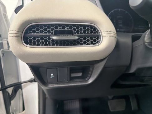 New 2026 Honda HR-V EX-L image 18