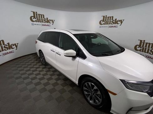 Used 2023 Honda Odyssey EX-L image 2