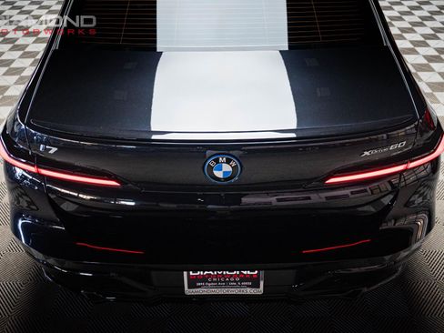 Used 2023 BMW i7 xDrive60 image 58