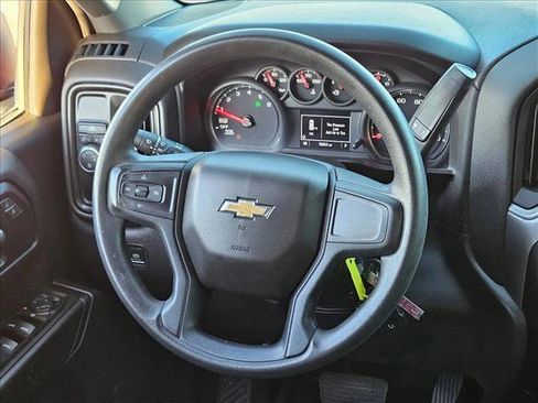 Used 2022 Chevrolet Silverado 1500 Custom image 11