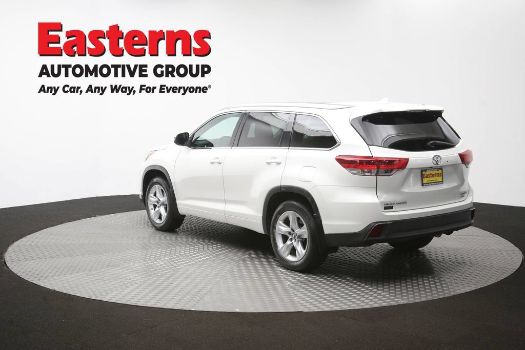 Used 2017 Toyota Highlander Limited Platinum AWD/4WD image 72