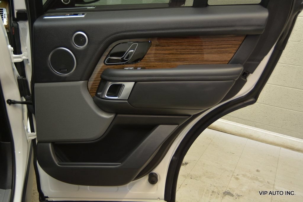 Used 2018 Land Rover Range Rover HSE AWD/4WD image 10