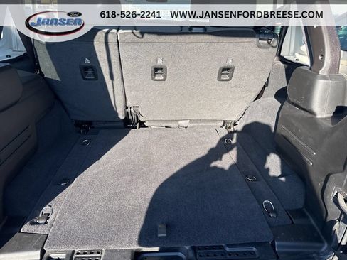 Used 2025 Jeep Wrangler Unlimited Rubicon AWD/4WD image 26