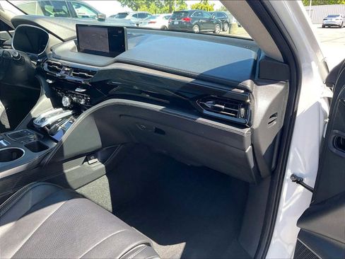 Used 2024 Acura MDX SH-AWD w/ Advance Package image 18