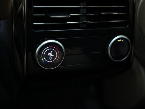 New 2025 Land Rover Range Rover Sport SE image 36