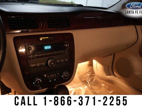 Used 2010 Chevrolet Impala LT image 24