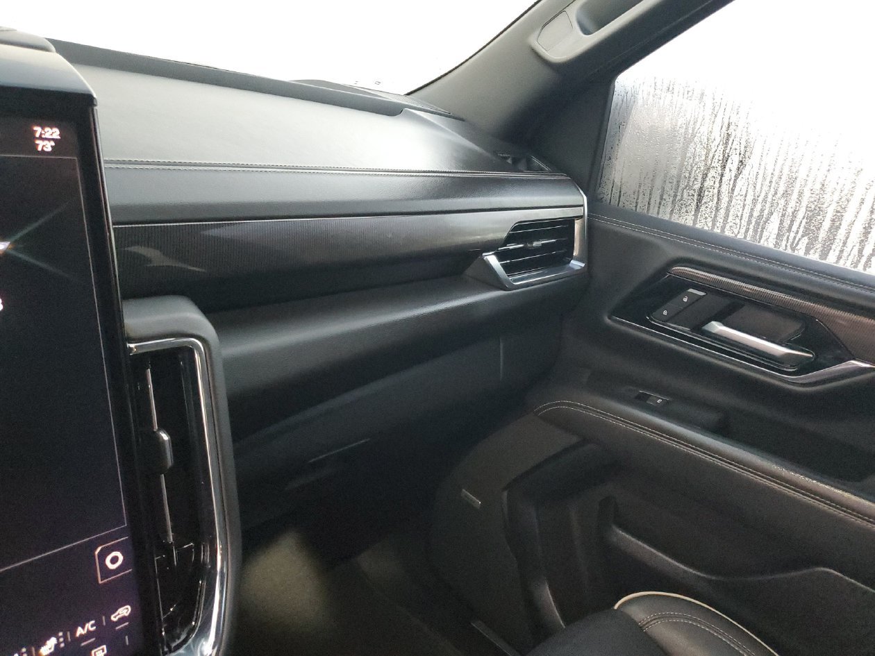 Used 2025 GMC Yukon Elevation w/ Technology Package RWD image 24