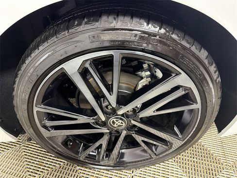 Used 2025 Toyota Camry XSE image 20