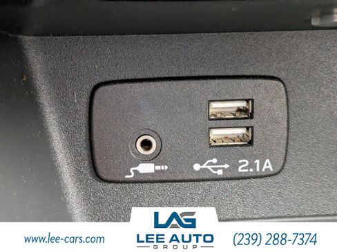 Used 2021 Subaru Forester Premium image 27