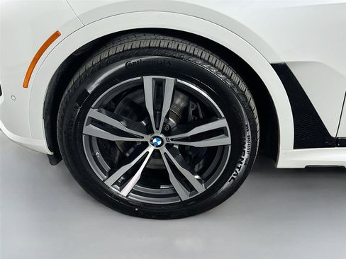 Certified 2024 BMW X7 M60i w/ M Sport Professional Package image 30