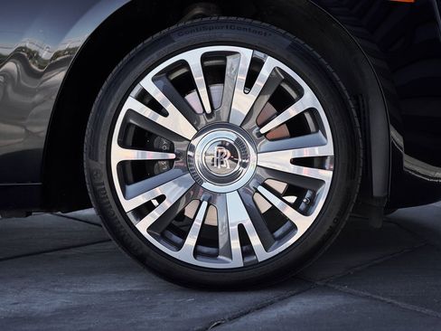 Used 2019 Rolls-Royce Ghost Base image 19