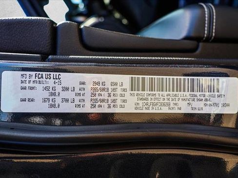 Used 2015 Jeep Grand Cherokee Limited w/ Trailer Tow Group IV image 30