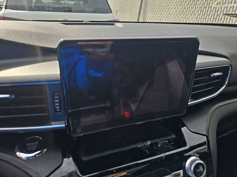 Used 2022 Ford Explorer ST w/ ST Street Pack image 16