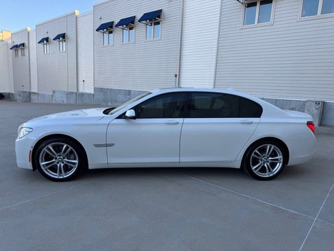 Used 2015 BMW 750Li xDrive image 5