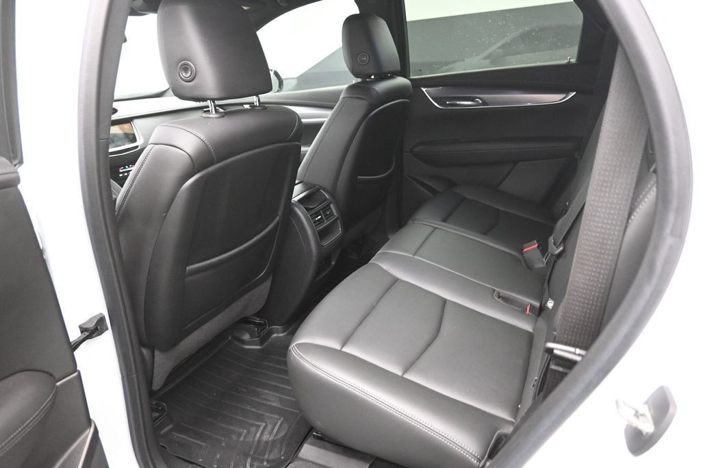 Used 2021 Cadillac XT5 Luxury FWD image 25