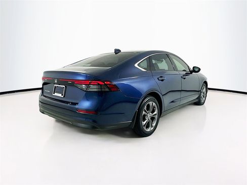 Certified 2024 Honda Accord EX image 5