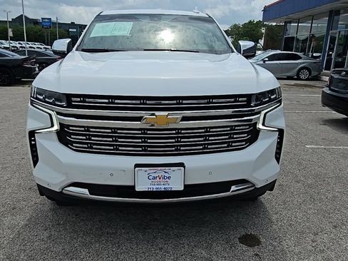 Used 2022 Chevrolet Suburban Premier image 2