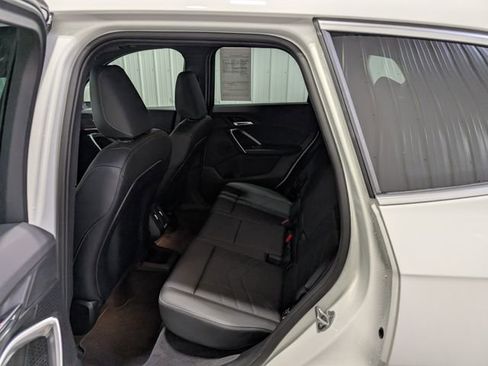 Used 2025 BMW X1 xDrive28i AWD/4WD image 9