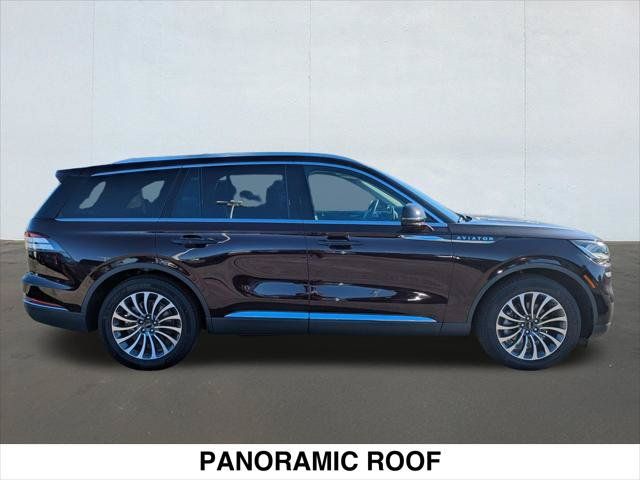 Used 2024 Lincoln Aviator Reserve RWD image 6