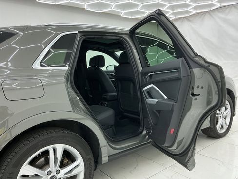 Used 2021 Audi Q3 2.0T Premium Plus w/ Premium Plus Package AWD/4WD image 23