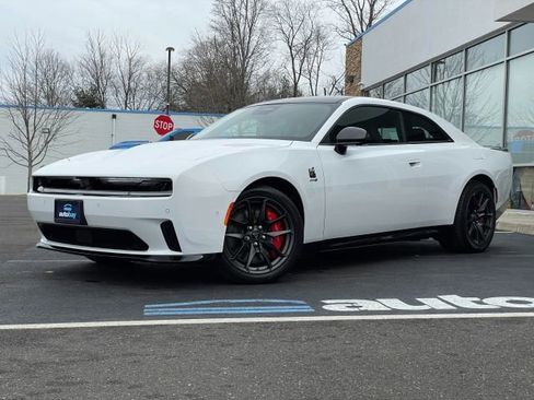 Used 2024 Dodge Charger R/T Scat Pack w/ Plus Group image 44