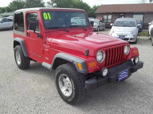 Used 2001 Jeep Wrangler Sport image 2