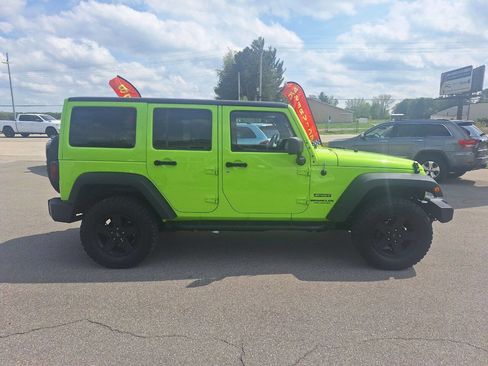 Used 2013 Jeep Wrangler Unlimited Sport AWD/4WD image 3