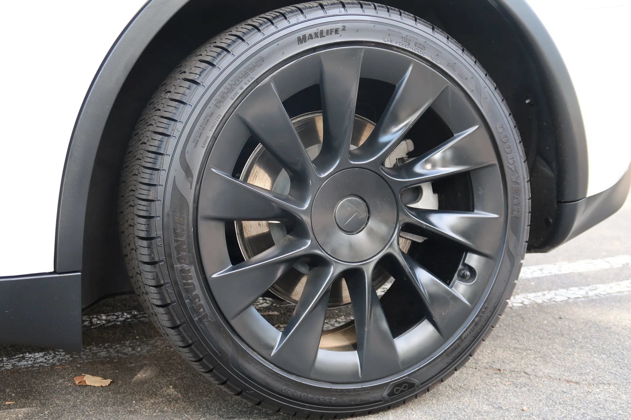 Used 2021 Tesla Model Y Long Range AWD/4WD image 13