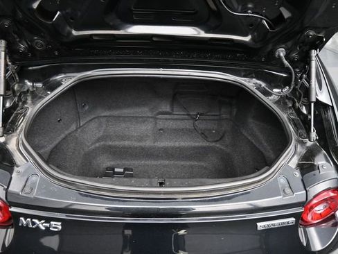 Used 2024 MAZDA MX-5 Miata RF Grand Touring image 20