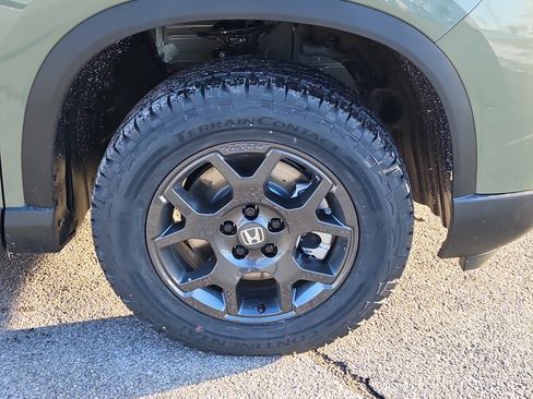 New 2026 Honda Pilot TrailSport image 4