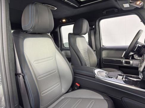 Used 2025 Mercedes-Benz G 580 w/ EQ Technology image 47