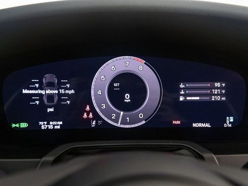 Certified 2025 Porsche 911 Carrera image 21