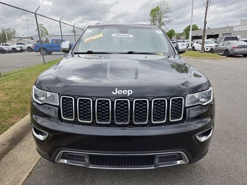 Used 2021 Jeep Grand Cherokee Limited w/ Luxury Group II image 2