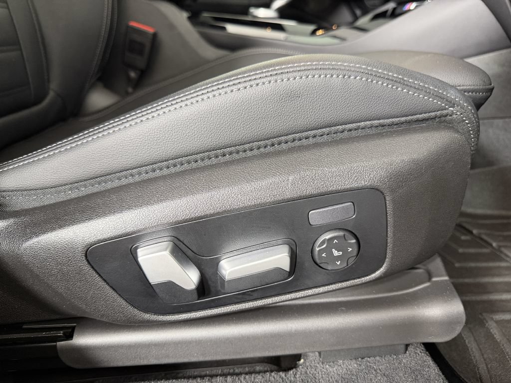 Used 2024 BMW X3 M40i AWD/4WD image 60